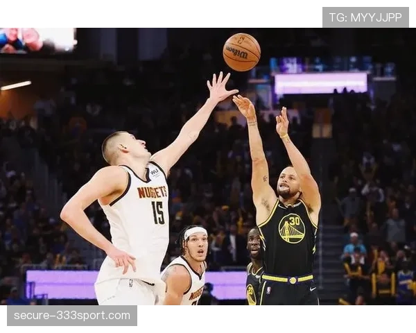 NBA24秒进攻规则解析：如何计算和利用最后的进攻时间？